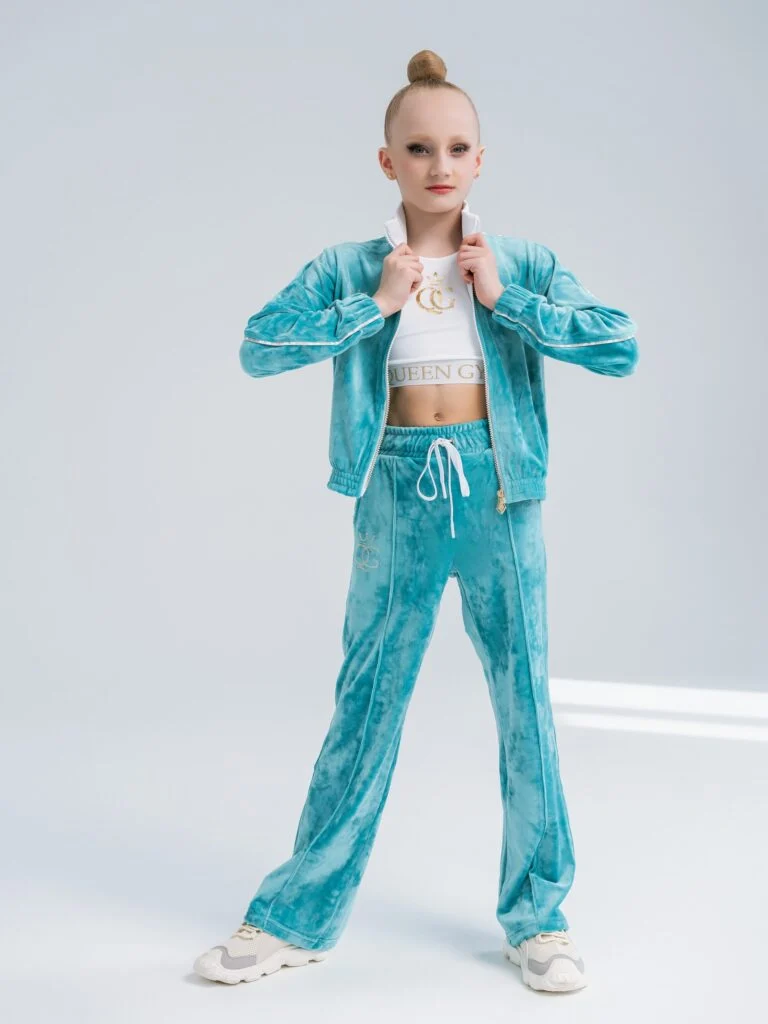 Grand Tracksuit With Rhinestones